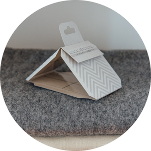 Mottenfall in Kleiderschrank gelegt